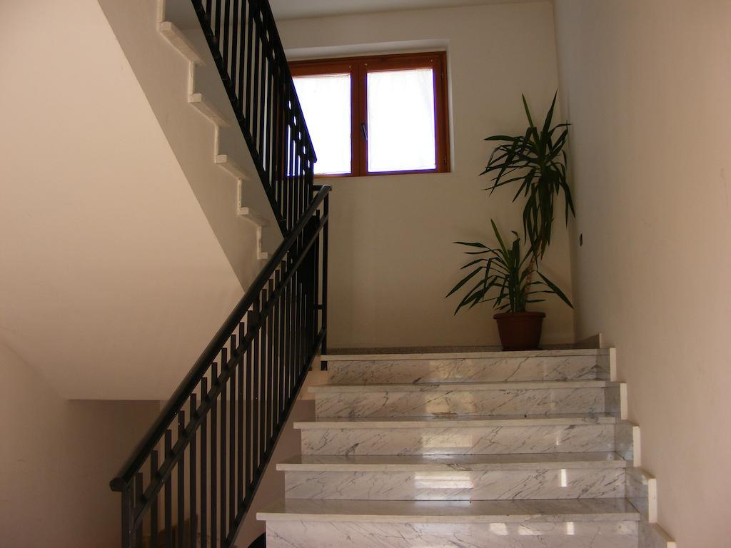 Casa Vacanze Isabella Aliano Екстериор снимка