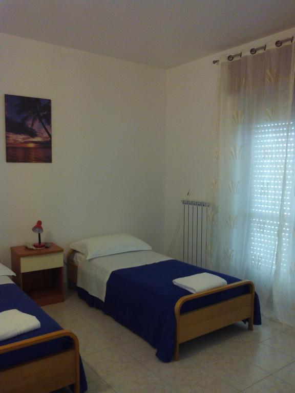 Casa Vacanze Isabella Aliano Екстериор снимка